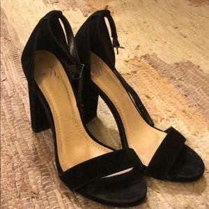 Black velvet heels